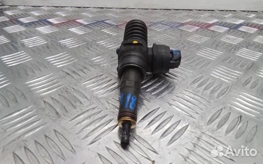 Форсунка дизельная volkswagen touareg 7L (PEA18AL0