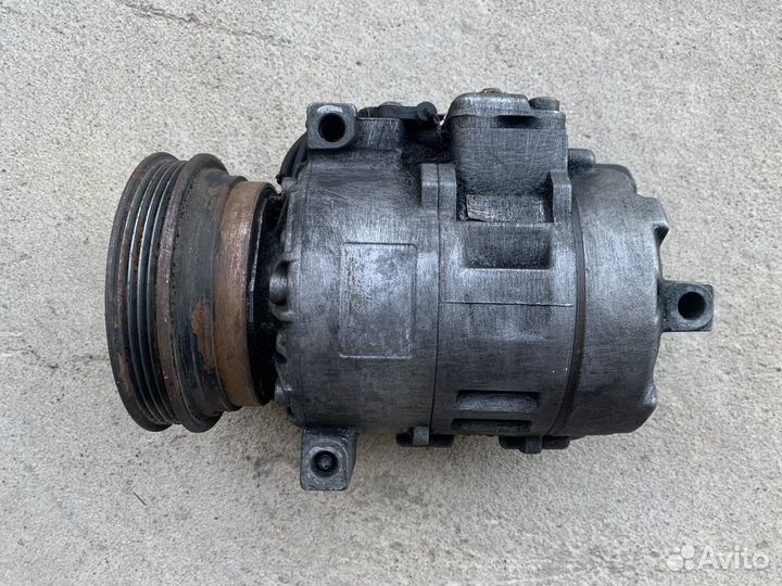 Компрессор кондиционера Bmw 5 e39