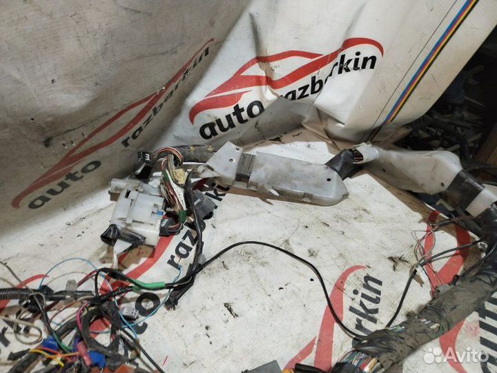 Блок предохранителей Toyota Carina E AT190L 4AFE