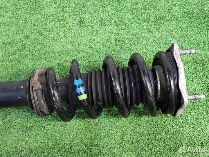 Амортизатор передний правый Mercedes-Benz C-Class