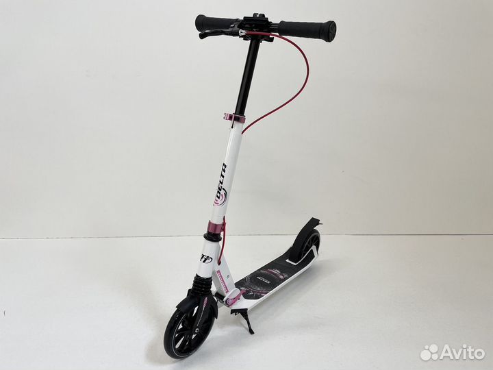 Самокат Tech Team Delta