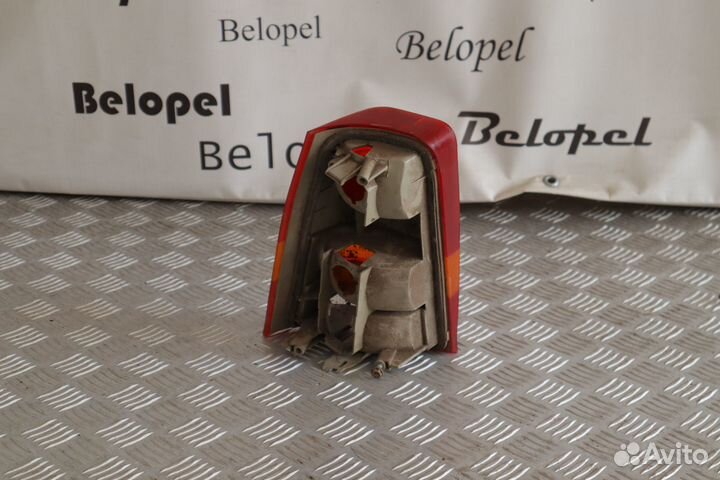 Фонарь Opel Kadett хэтчбек