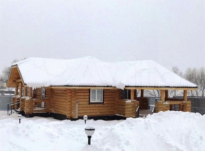 Коттедж 230 м² на участке 16 сот.