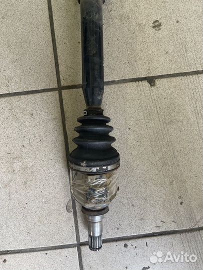 Вал приводной (Полуось) передний правый Toyota