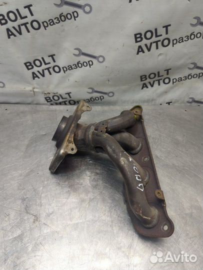 Коллектор выпускной Nissan Serena C26 MR20DD 2011