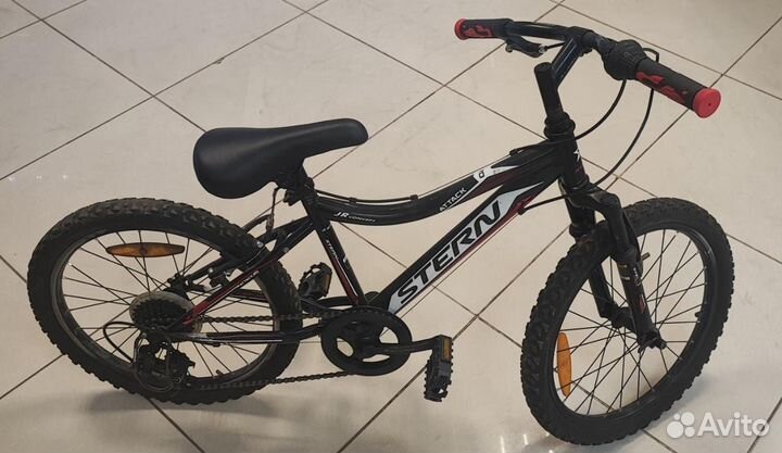 Б) Велосипед Stern JR concept Attack 20