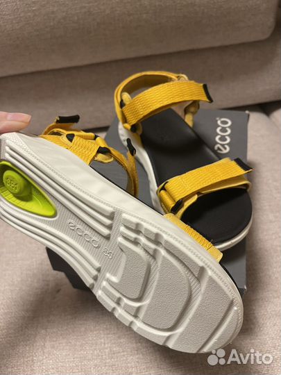 Сандалии ecco новые