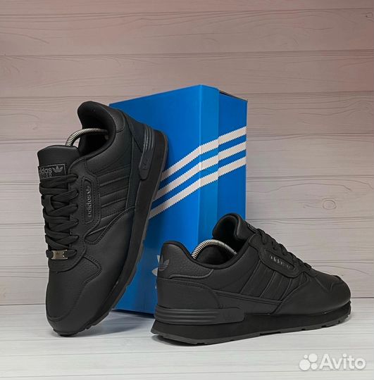 Кроссовки осенние кожаные мужские adidas