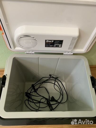 Переносной холодильник