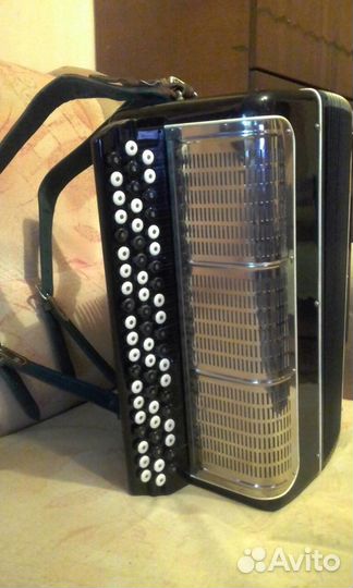 Баян готово-выборный