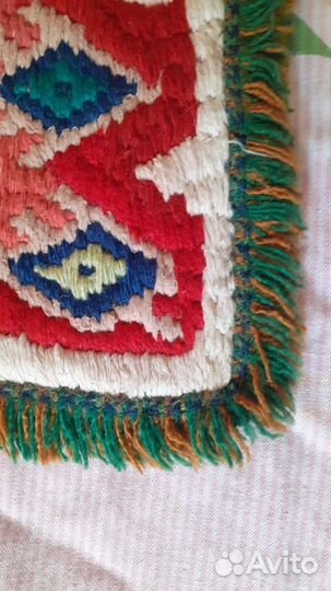 Ковер шерстяной ручной работы