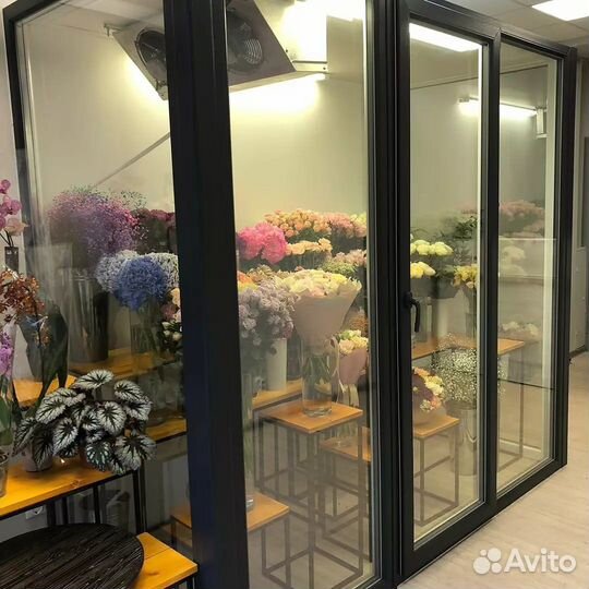 Холодильная камера для цветов Новая