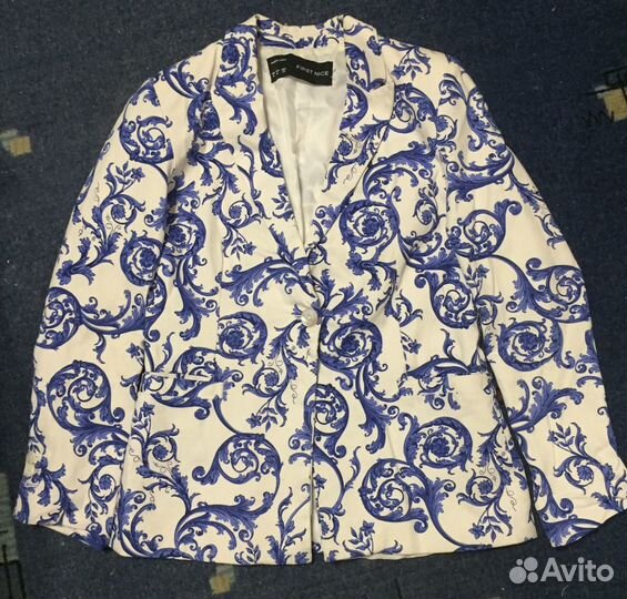 Вещи женские разм 44-46