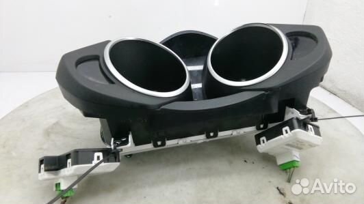 Щиток приборов subaru tribeca 2 (70F15IT01)