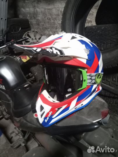 Кроссовый шлем с очками