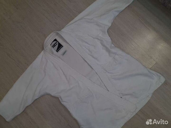 Кимоно для джиу-джитсу