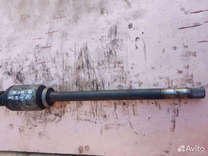 Полуось передняя правая (приводной вал, шрус) Rena