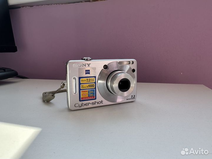 Фотоаппарат Sony DSC-W70