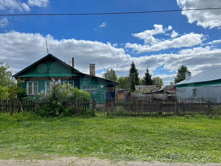 Дом 30 м² на участке 8 сот.