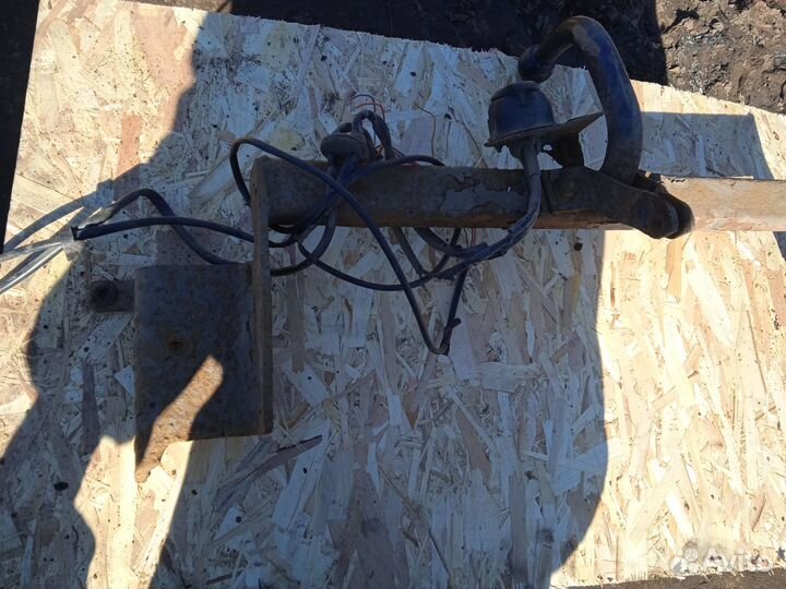 Фаркоп оригинал вольво s40 1поколения