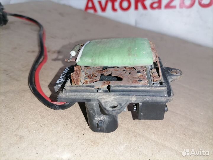 Резистор отопителя Renault Megane 1