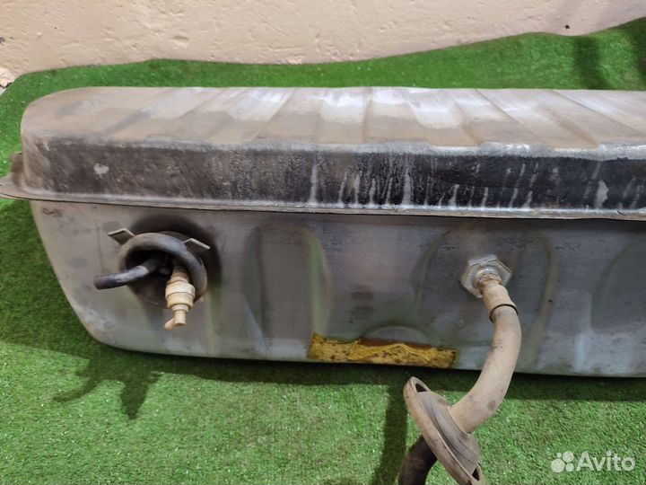 Топливный бак Mercedes w124
