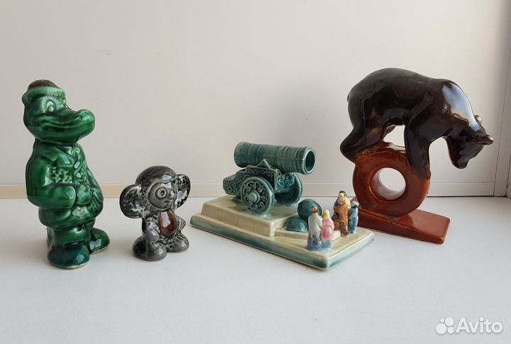 Статуэтки Царь-Колокол,Цирковой мишка зик Конаково