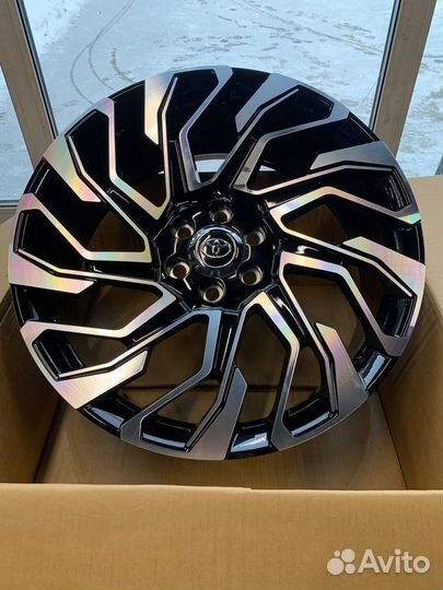 Кованные диски для на Toyota Land Cruiser 300 R24