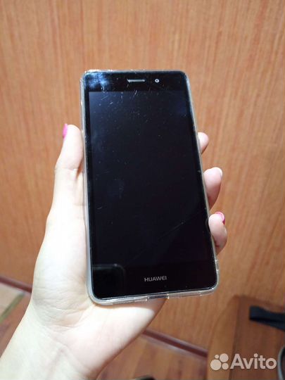 Телефон Huawei P8lite
