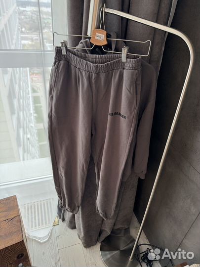 Спортивный костюм женский