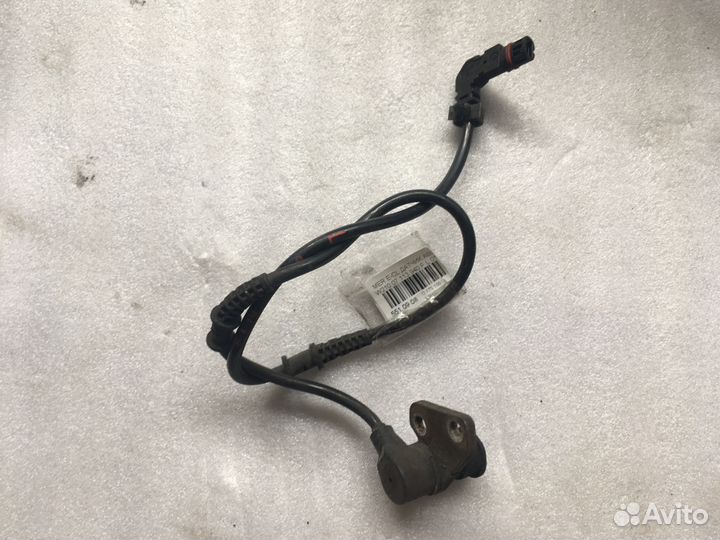 Датчик ABS передний Mercedes W210