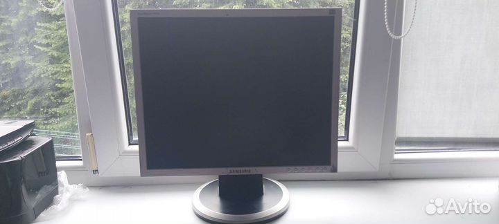 Samsung syncmaster 940n