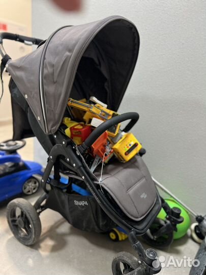 Прогулочная коляска valco baby snap 4