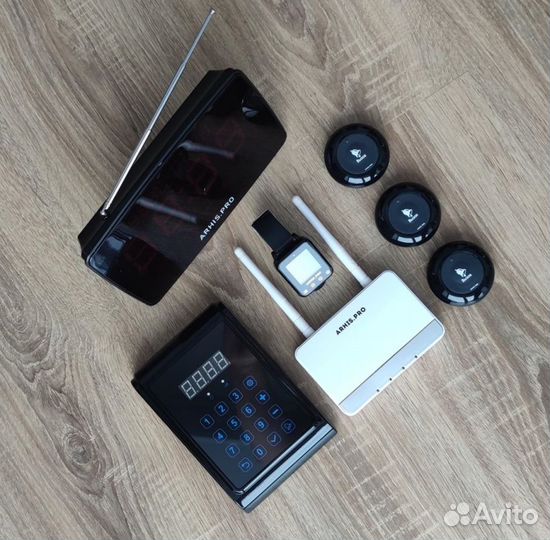 Система вызова персонала беспроводная - комплект