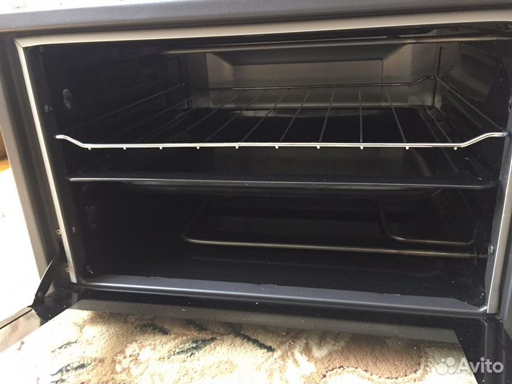 Мини-печь Schaub Lorenz SLE OS4201