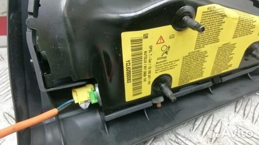 Подушка сидения пассажира opel zafira B (CBR07YX01