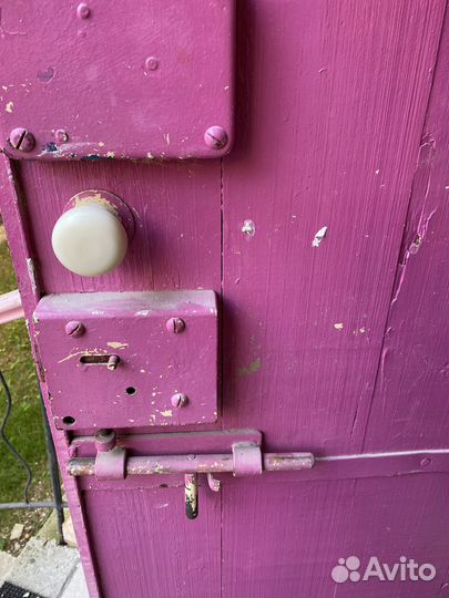 Дверь металлическая входная б/у