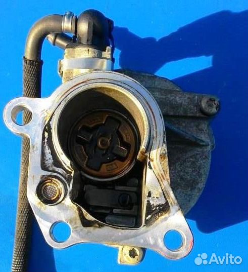 Насос вакуумный Ниссан Примьера 2004