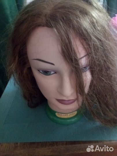 Голова учебная для причёсок с натуральными волосам