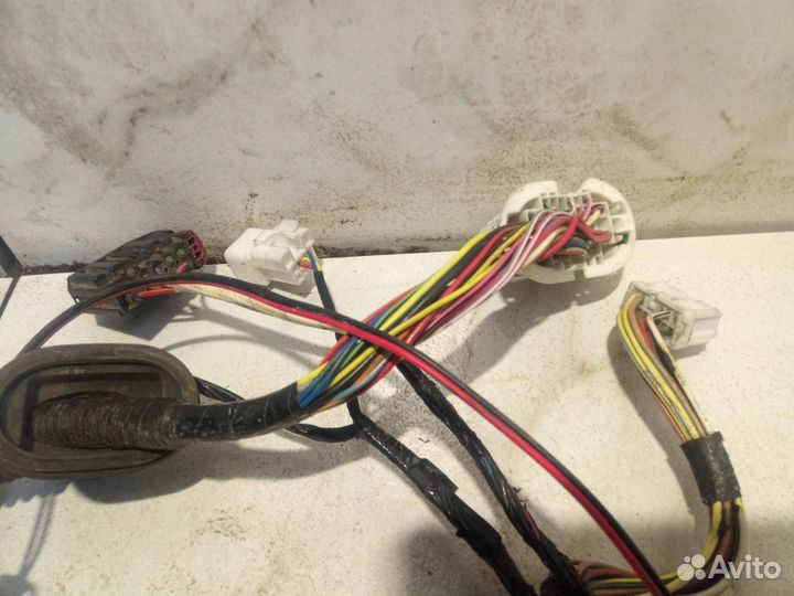 Проводка двери передней левой Ford Escape 2001