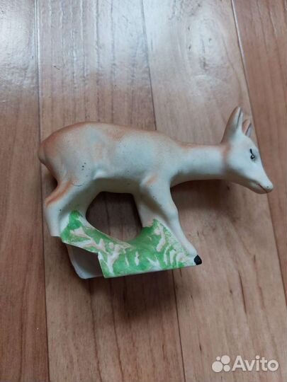 Фарфоровые статуэтки 