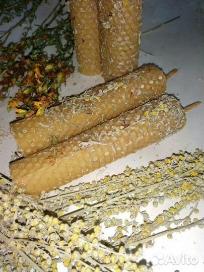 Медовая свеча для очищения дома