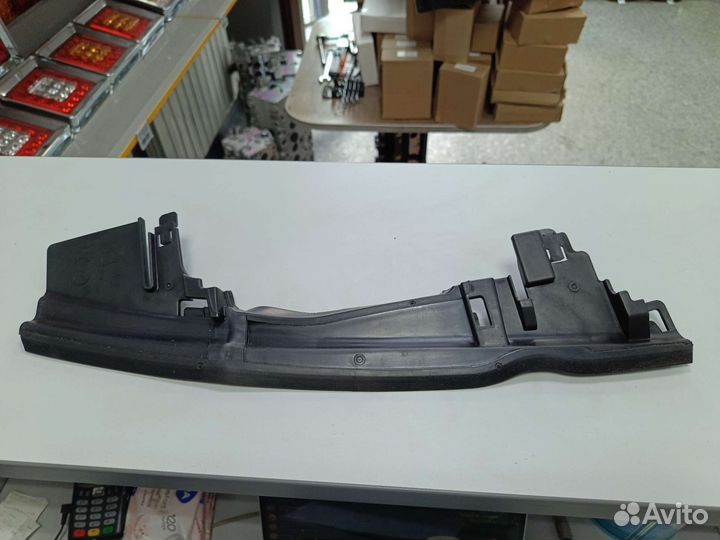 Дефлектор радиатора, накладка Шевроле Круз