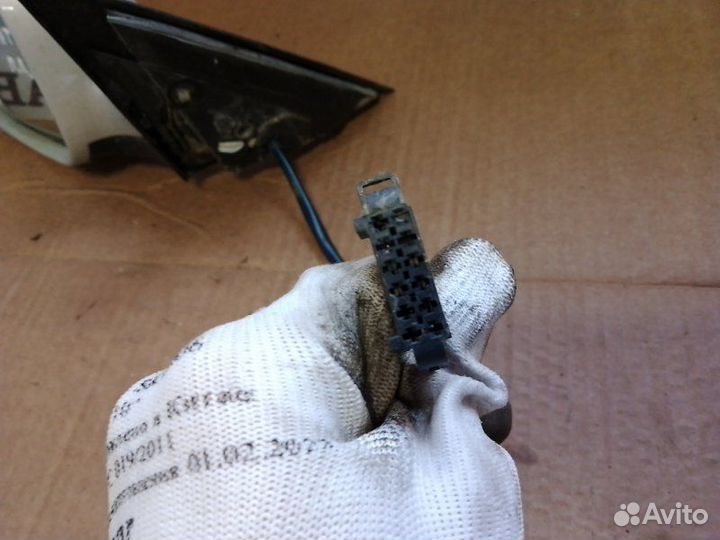 Зеркало боковое переднее левое Volkswagen Passat