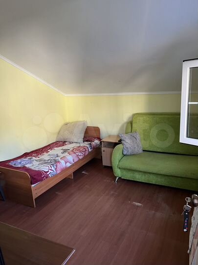 Комната 13 м² в 4-к., 2/2 эт.