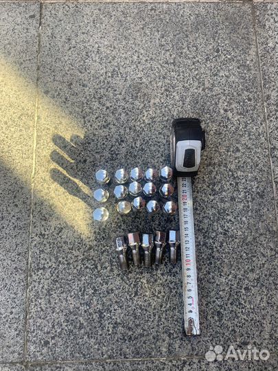 Колесные болты 14х1.5 на polo