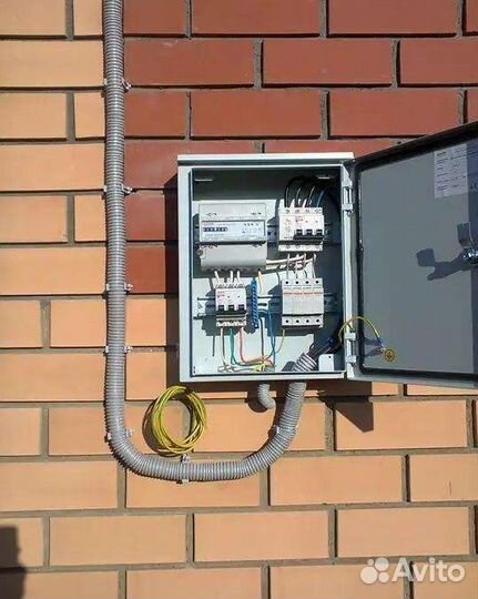 Услуги электрика, Мастер на час, электрик