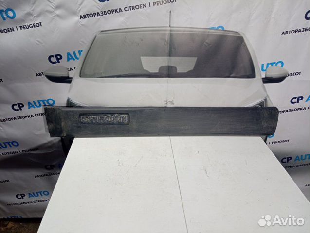 Молдинг двери передний левый Peugeot Partner M59