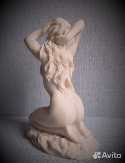 Фигурка Девушка обнаженная статуэтка в интерьер