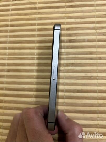 iPhone 5S, 32 ГБ